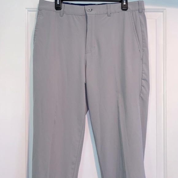 Izod Golf pants size 34x32 in grey color - Picture 4 of 10